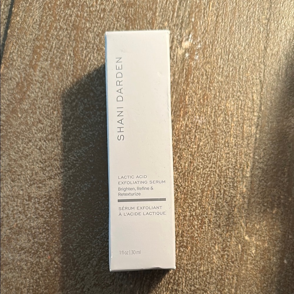 Shani Darden Lactic Acid Exfoliating Serum - White